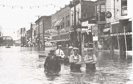 <b>High Water in Beardstown</b>, October, 1926.  Looking down State Street from Third.