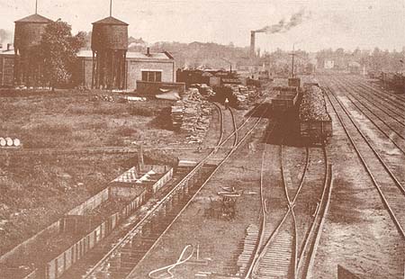 <b>CB&Q Railroad Yards at Bearstown, 1910.</b><br>Reproduced from a post card.