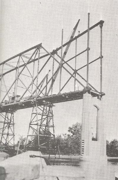 <b>Construction of the Meredosia Railroad Bridge</b>, 1936.