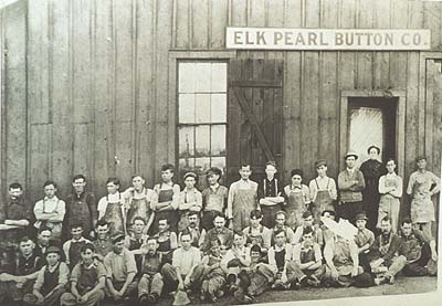 <b>Elk Pearl Button Company</b>, circa 1900, Browning.