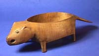 Wooden beaver-effigy bowl