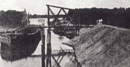 <b>First Load of Coal at Havana</b>, at the Chicago & Illinois Midland rail-to-water facility.