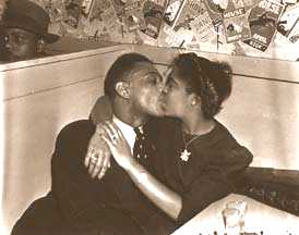 kiss